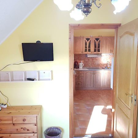 Hôtel Deak Vendeghaz Apartman à Hajdúszoboszló Extérieur photo